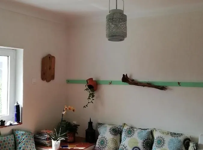 Bed and Breakfast Casinha D'alice Et Serge Cela Velha